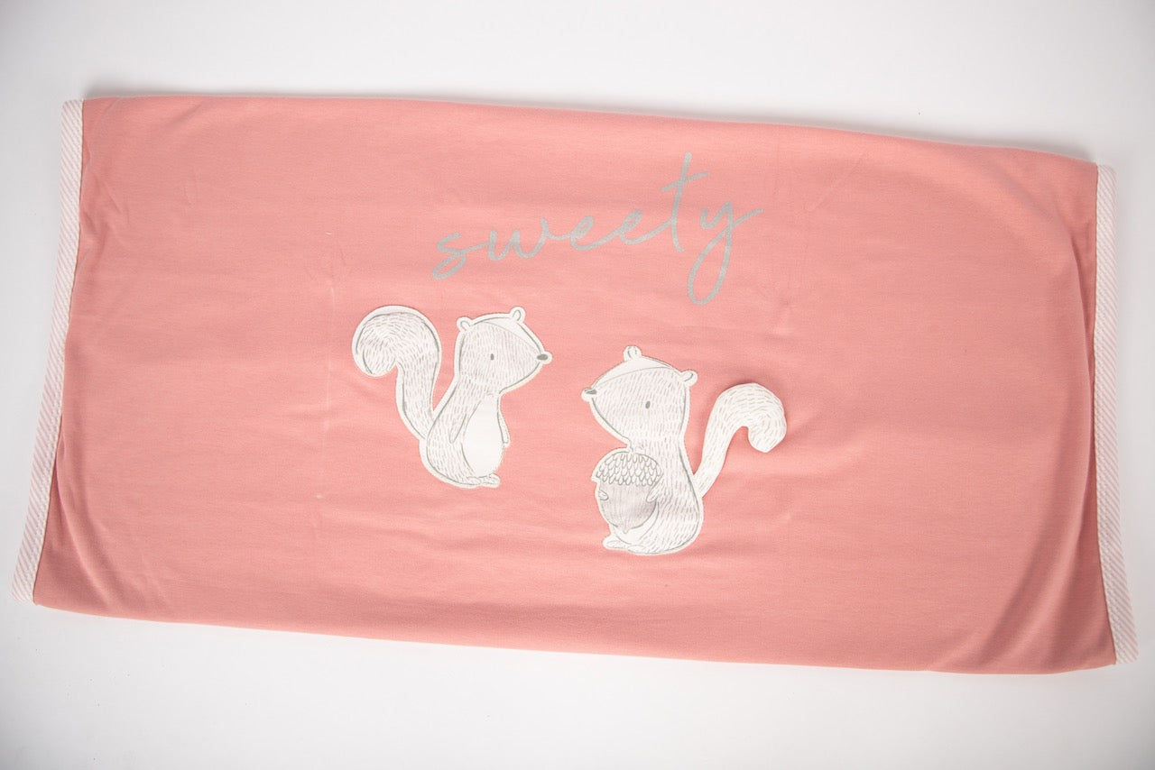 Ameelia & Co - Newborn Baby Sweety Squarrel Clothing Set (8-pieces)